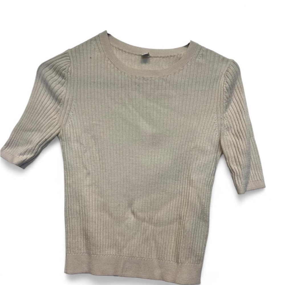 Uniqlo Cream Ribbed Knit Sweater